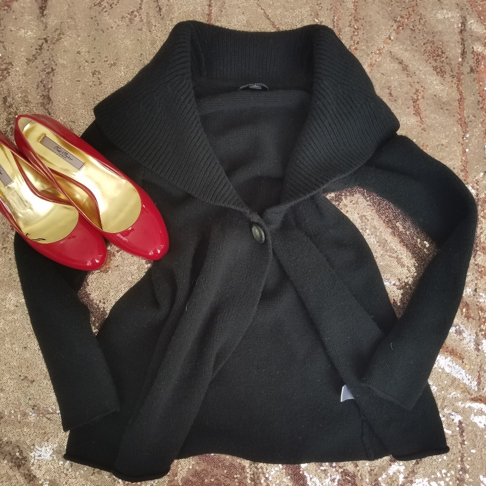 Banana republic 1 button cardigan